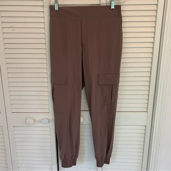 Athleta Chelsea Utility Jogger Pants Women 6 Mineral Brown Featherweight Stretch - Picture 1 of 16